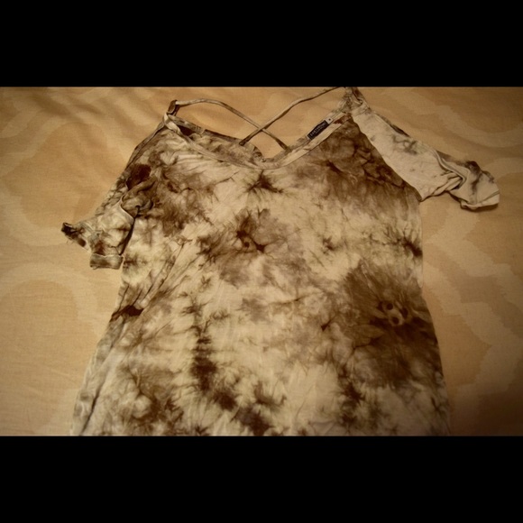 Earthbound Tye Dye Top | $1.50 Shipping - Picture 1 of 2